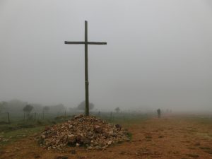 巨大な十字架